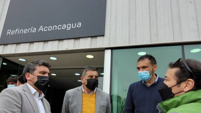 Veintena de alcaldes de la Región de Valparaíso pide a ENAP vender gas a través de municipios