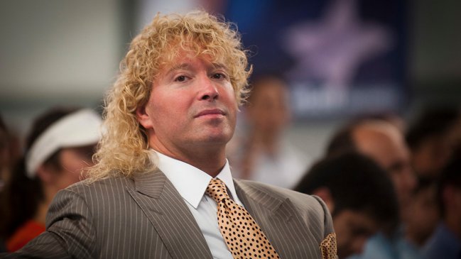 Farkas fusionó sus últimas sociedades en Chile y movió su domicilio comercial a las Islas Caimán