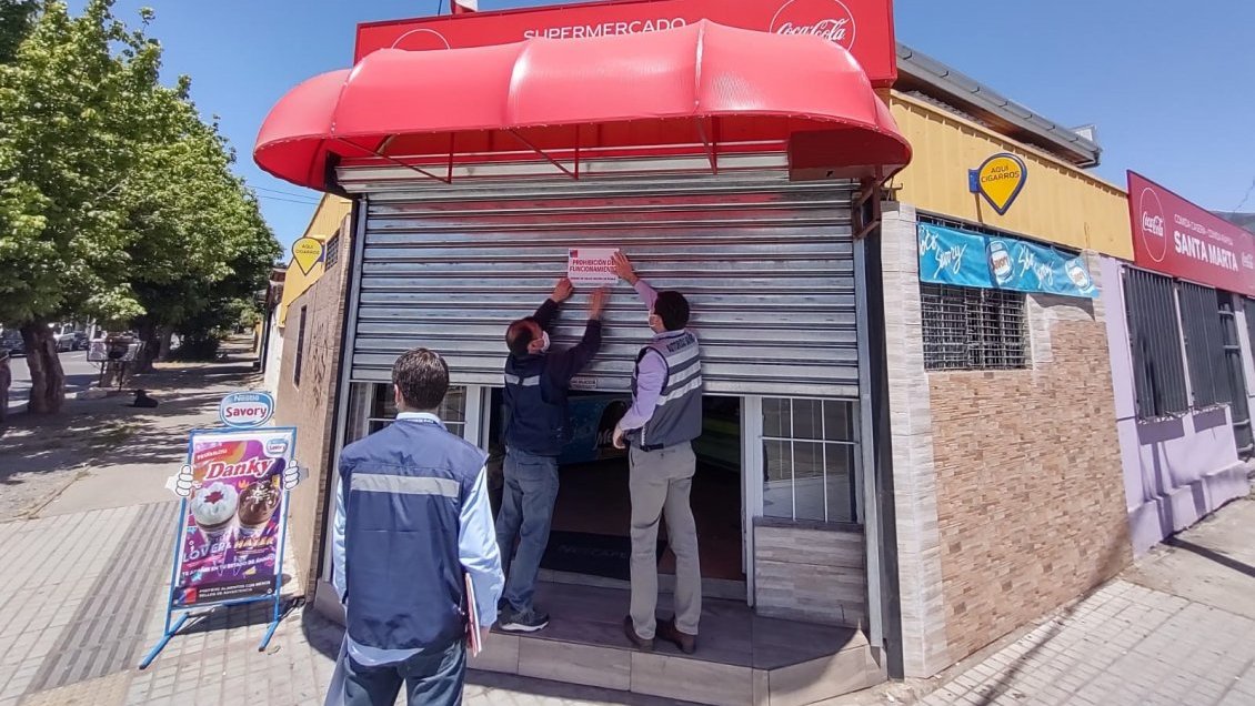 Detectan funcionamiento irregular de un restorán y una residencial en Chillán