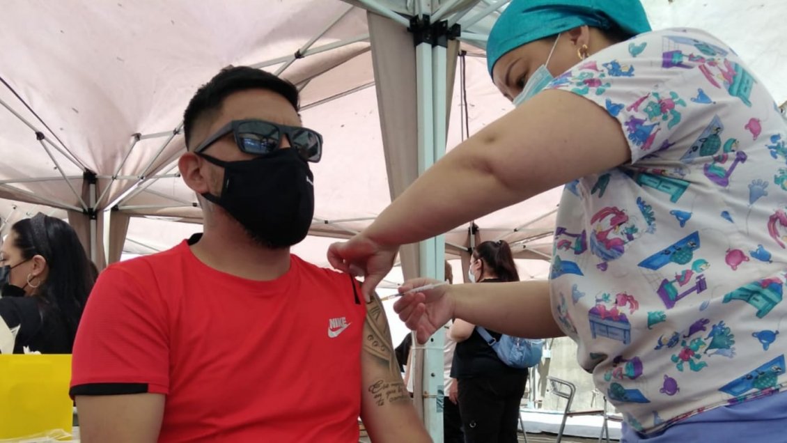 Centro de vacunación contra Covid-19 extiende horario de atención en Antofagasta