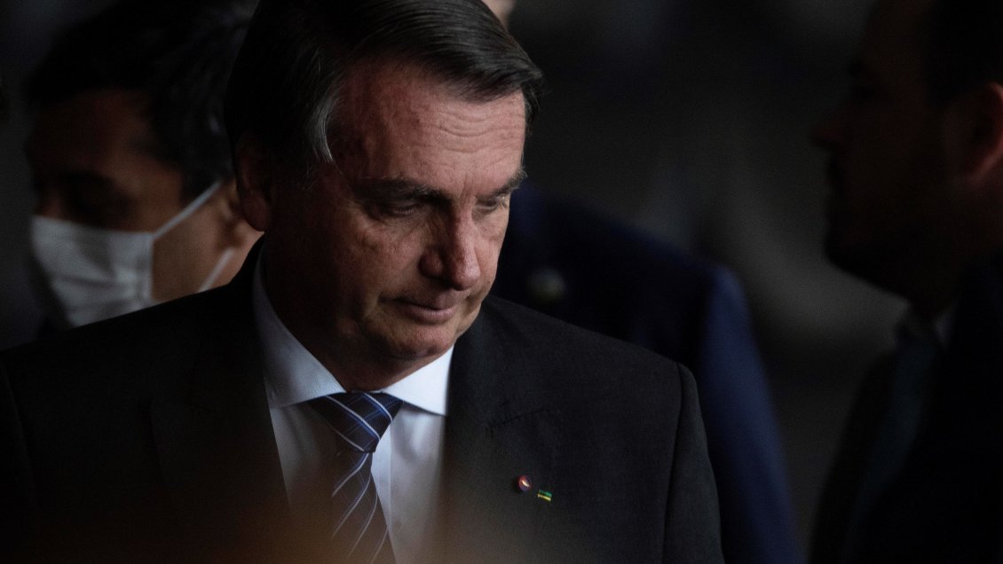 Bolsonaro admitió preocupación por nueva ola de Covid, pero se negó a cerrar los aeropuertos