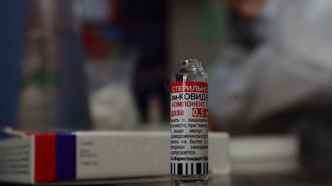 Creadores de la Sputnik V aseguraron que pueden adaptar la vacuna a ómicron en 45 días