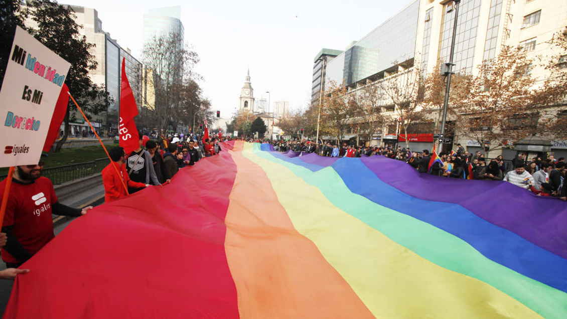 El último paso: Senado votará este martes el esperado matrimonio igualitario