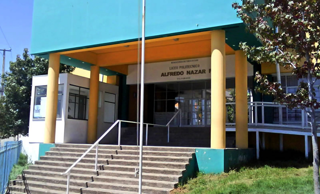 Dos cursos de liceo de Valparaíso en cuarentena tras contagios de Covid-19