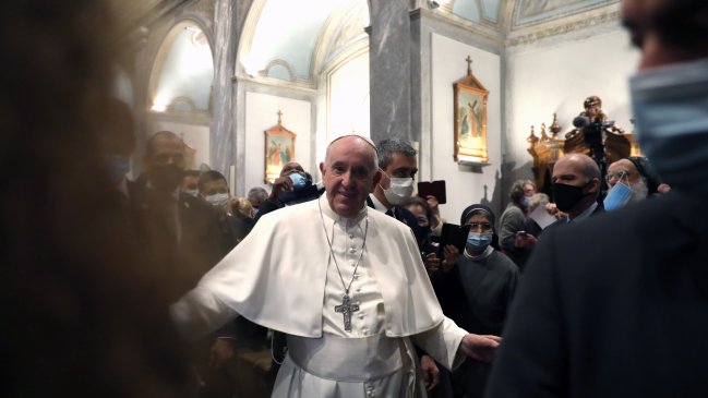 El papa afirmó que el drama que se vive por la migración en Europa es 