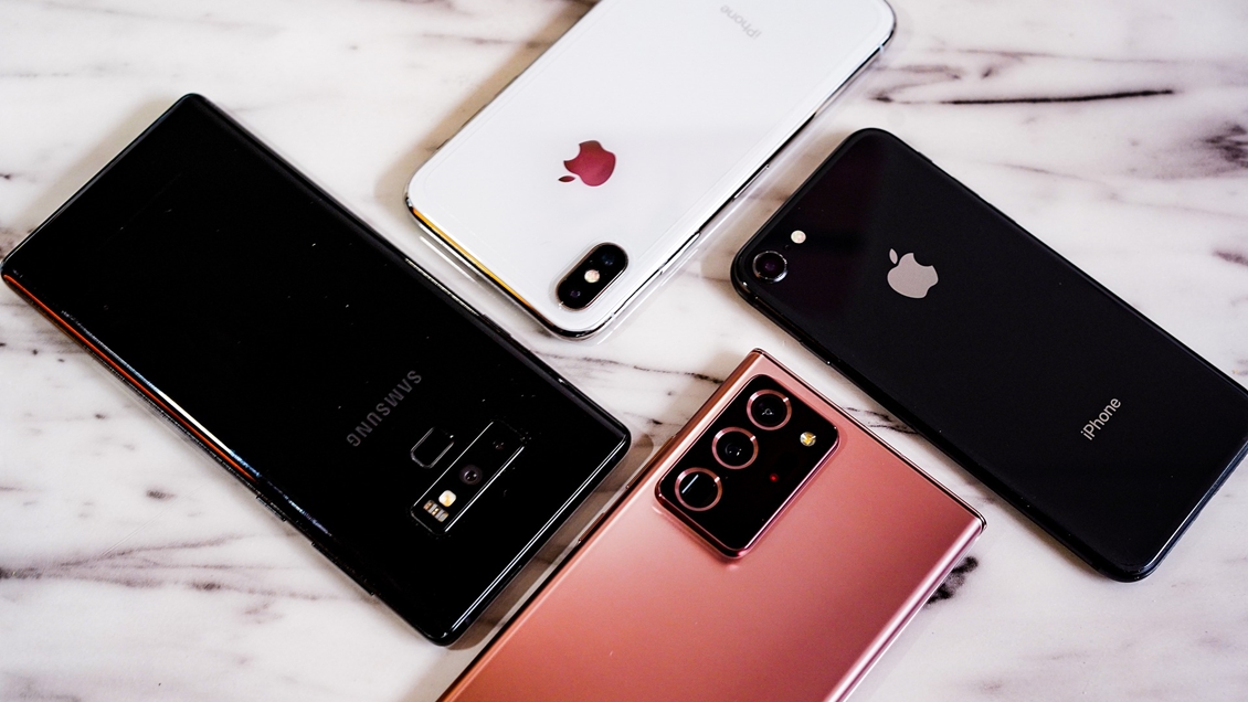 Delincuentes asaltaron un local de telefonía en el Mall Plaza Tobalaba