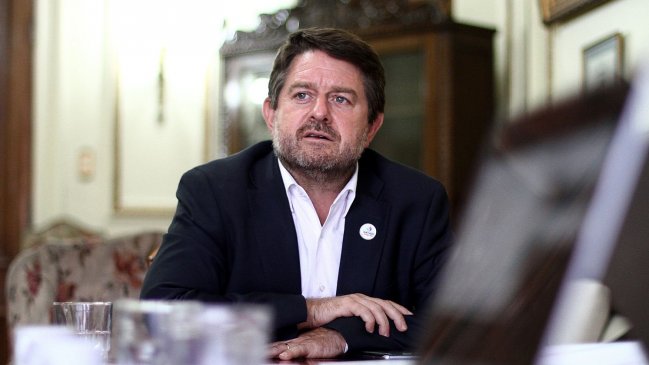 Gobernador Orrego confirma que Lollapalooza se queda en Santiago: 