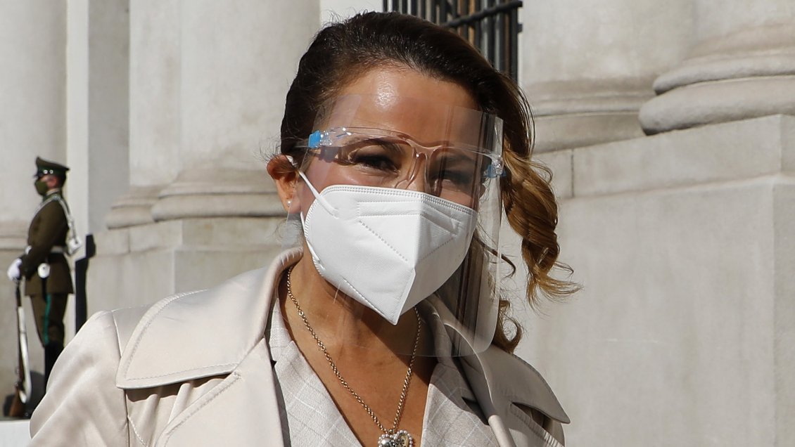 Cathy Barriga cargó contra los 