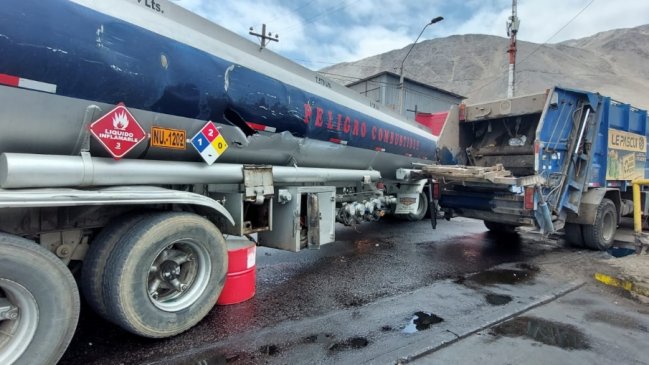 Accidente de tránsito provocó derrame de nueve mil litros de petróleo en cercanías de la Zofri