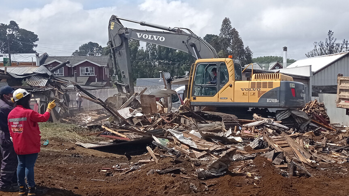 Reconstrucción de Castro contempla casas de 50 metros cuadrados con tres habitaciones y amobladas