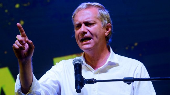 Comando de Kast pide 