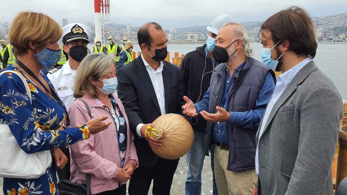 Alcalde de Valparaíso invitó a Gabriel Boric al show pirotécnico de Año Nuevo