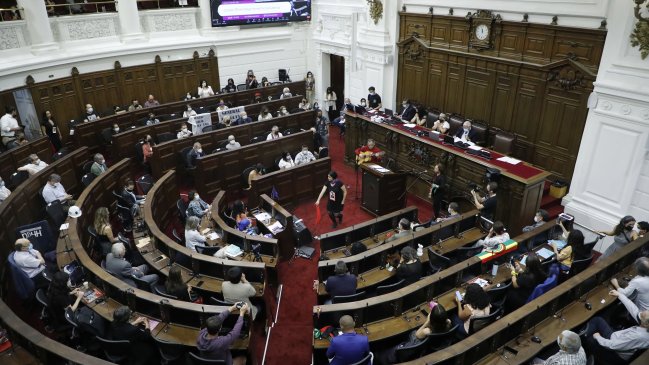 Iniciativa popular propone a la Convención Constitucional la nacionalización del cobre