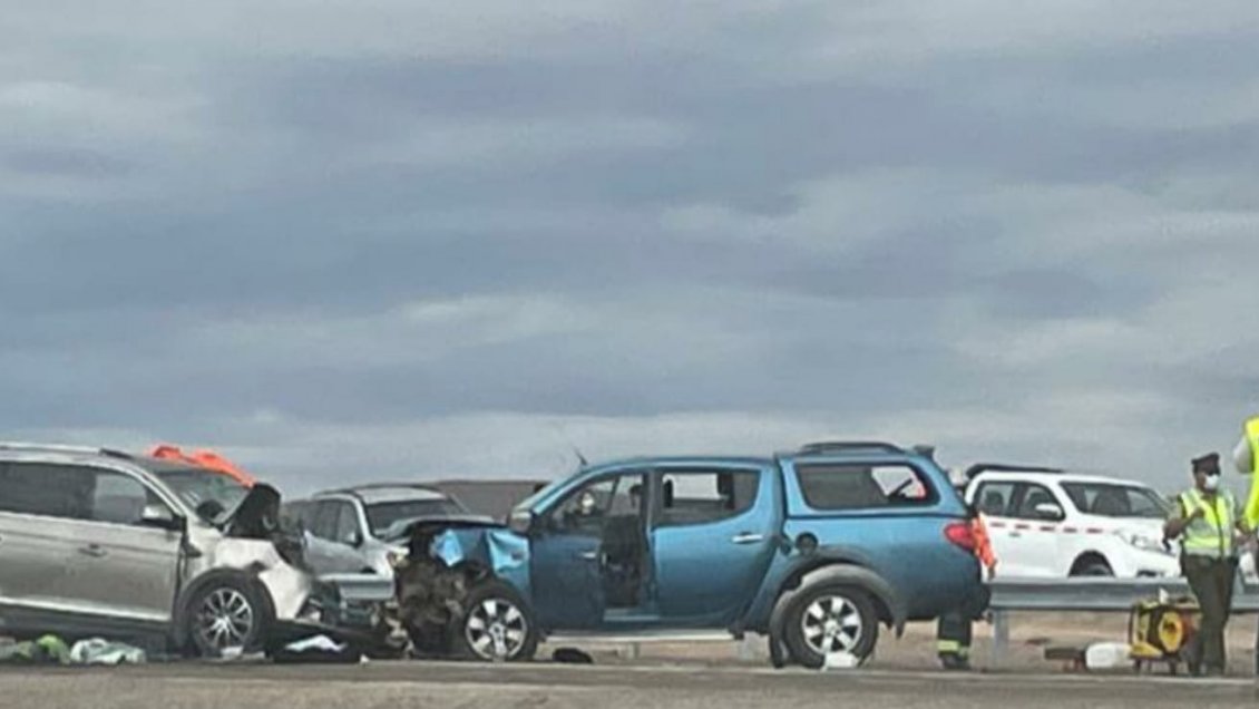 Colisión múltiple dejó un fallecido y lesionados en ruta entre Calama y Sierra Gorda