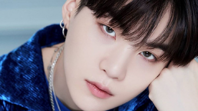 Suga del grupo BTS da positivo por Covid-19