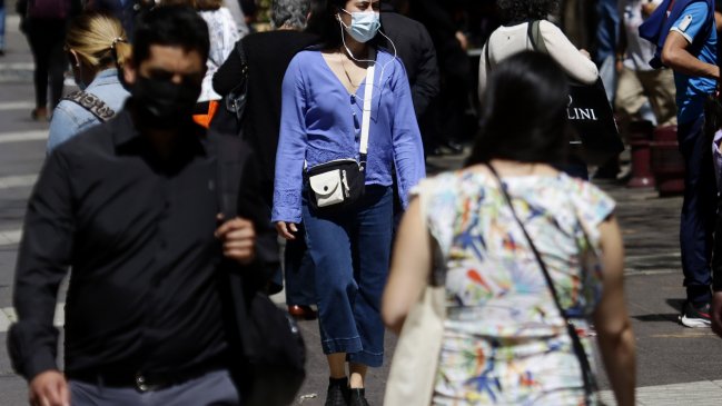 Chile podría enfrentar un rebrote del Covid-19 en febrero, según proyectan los expertos