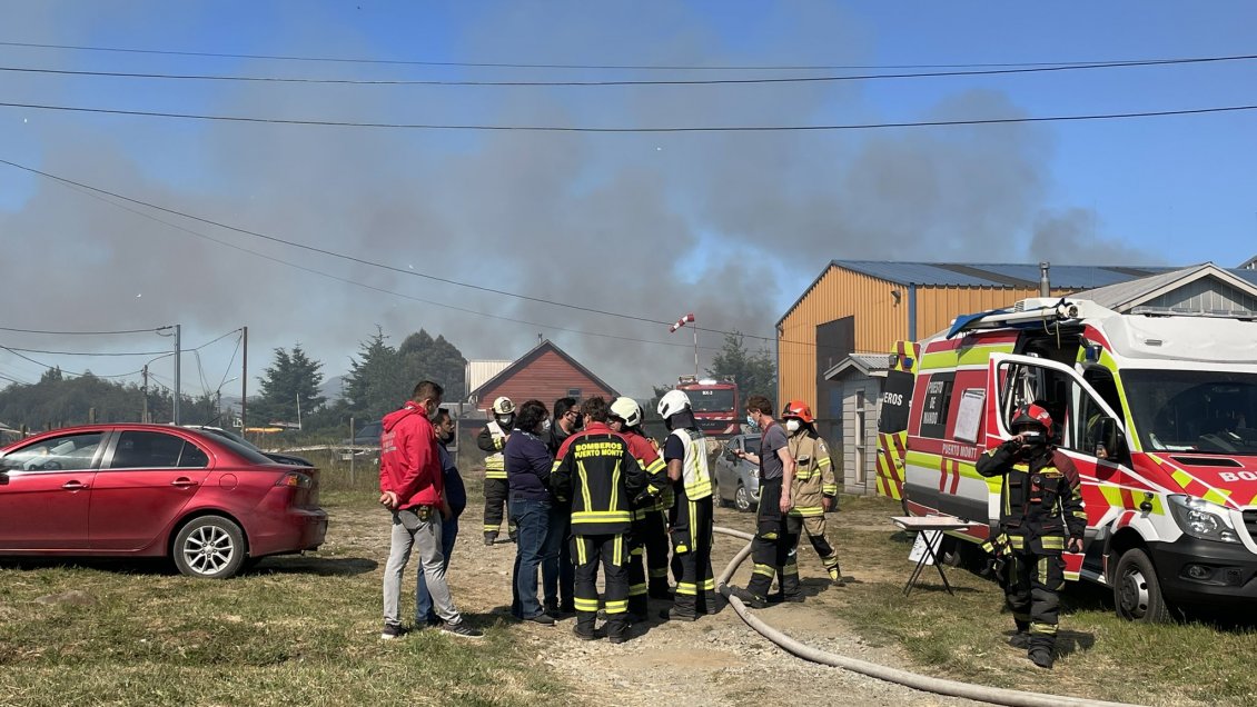 Bomberos investiga una presunta intencionalidad en el incendio forestal que afectó a Puerto Montt