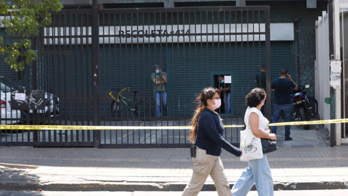 Nuevo atentado contra Gendarmería: Lanzan bombas molotov a un Centro de Reinserción Social en Recoleta