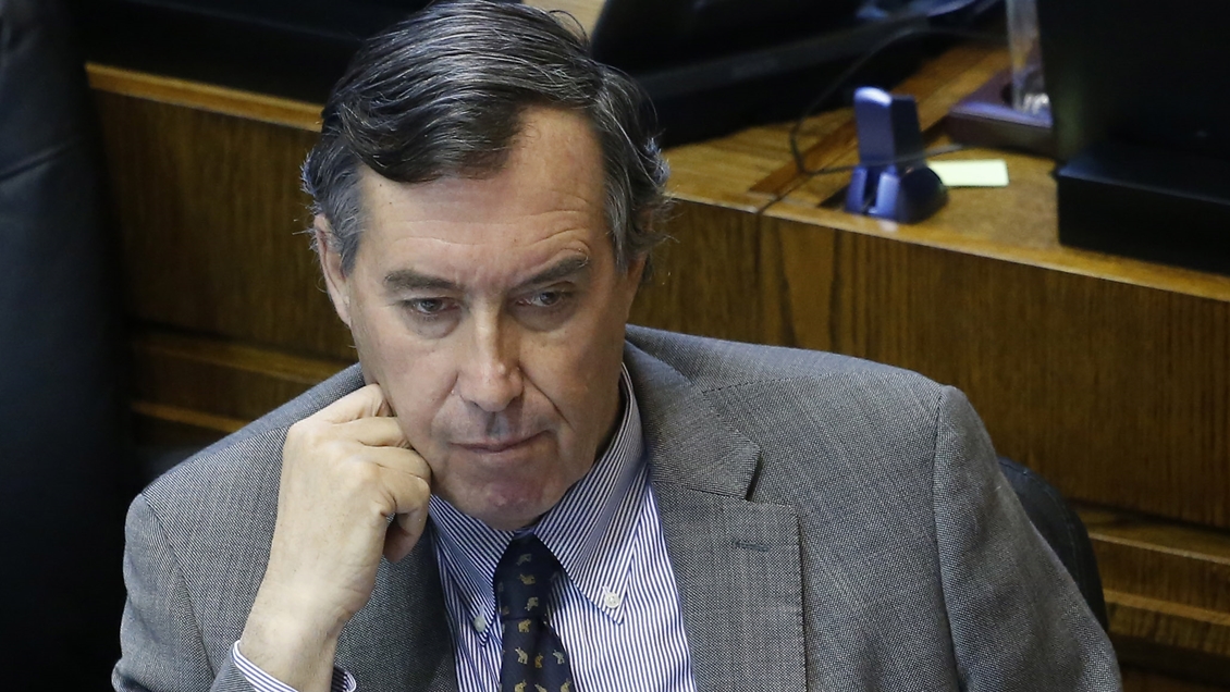 Senador UDI: La derecha se farreó la posibilidad de competir mano a mano con Boric