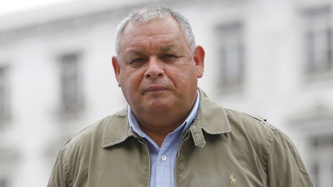 Ex ministro de Agricultura querelló por injurias graves al gobernador Rodrigo Mundaca