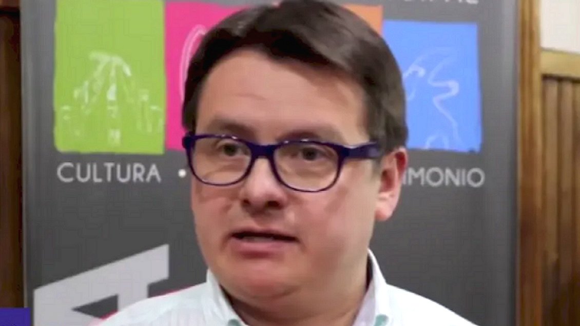 Alto funcionario municipal de Puerto Natales falseó títulos de ingeniero y médico