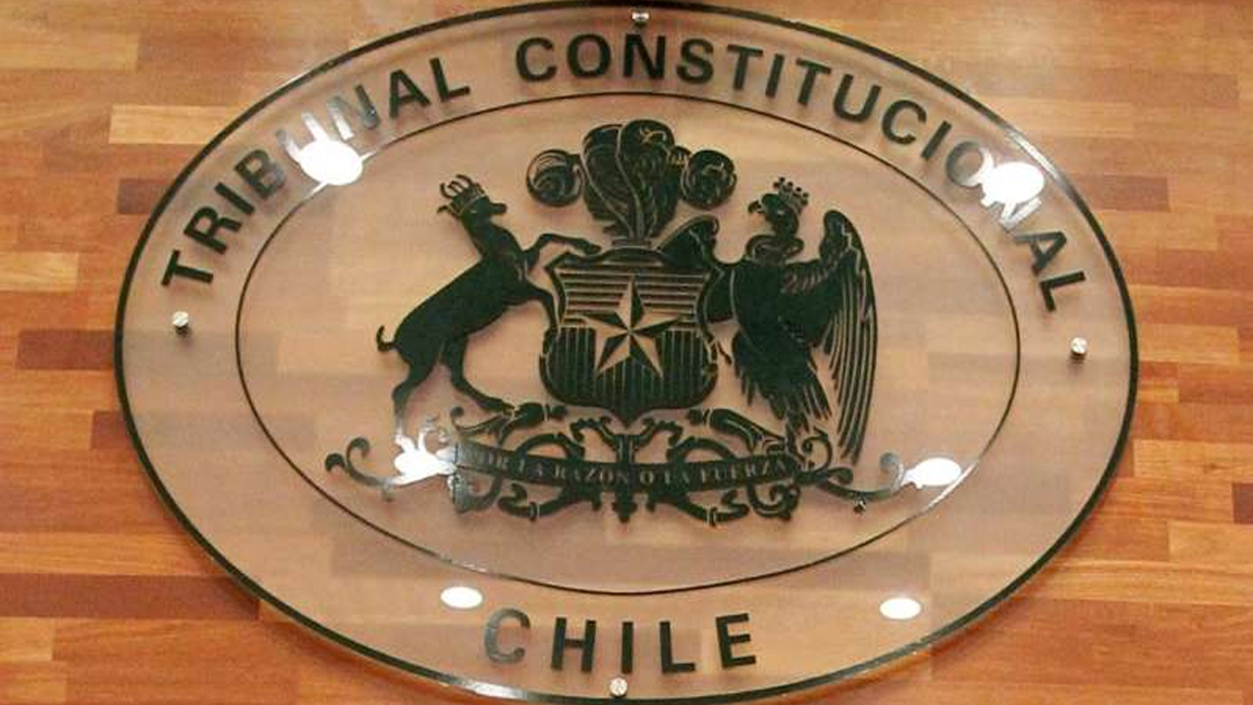 Convencionales ingresan propuesta de norma para eliminar el Tribunal Constitucional
