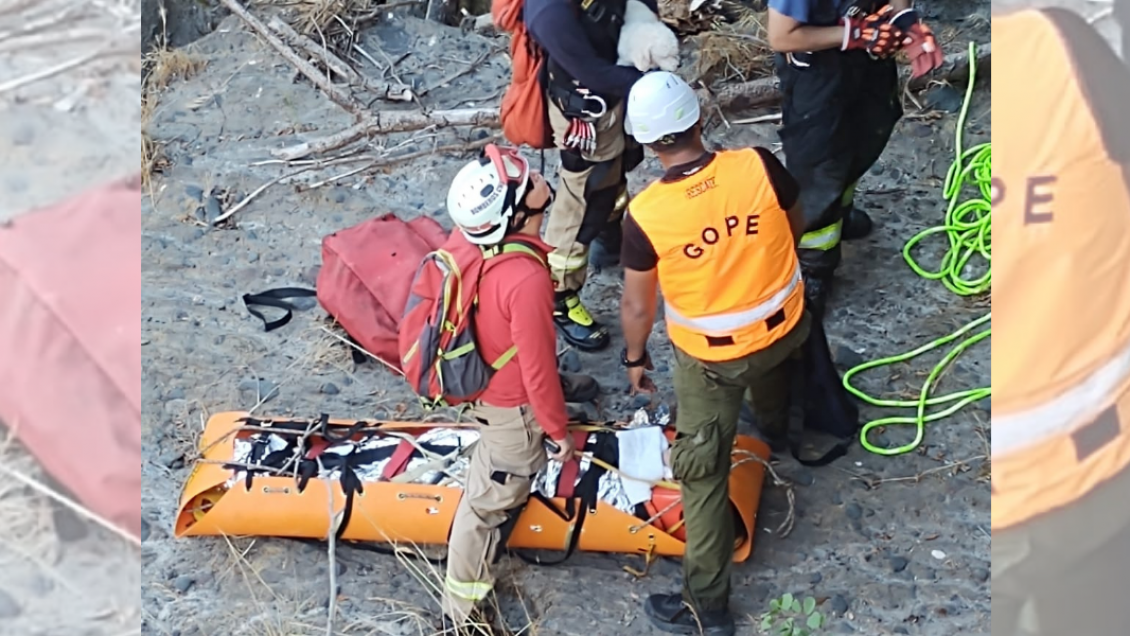 Accidente en Saltos del Laja: Pareja cayó 14 metros por una quebrada, pero sobrevivió