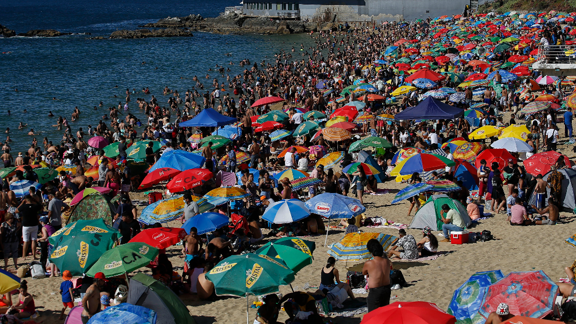 Iquique, Valparaíso, Viña del Mar, Temuco y Punta Arenas retroceden en el Plan Paso a Paso