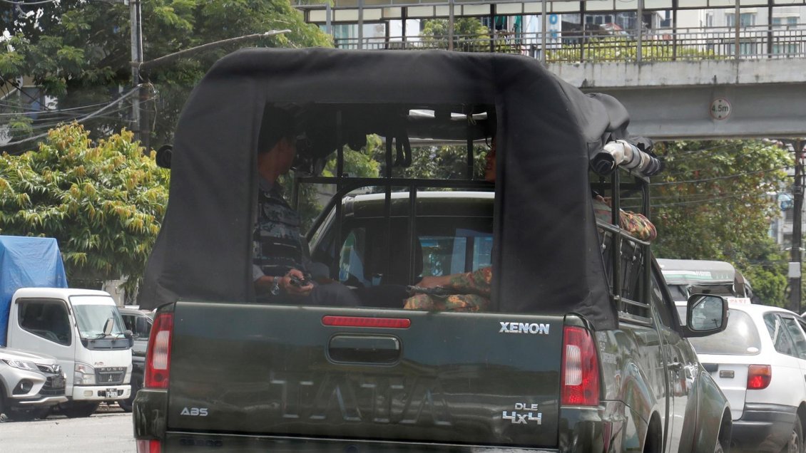 Denuncian que 35 personas fueron quemadas vivas por los soldados birmanos