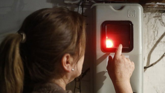 Gobierno ingresó proyecto para subsidiar deudas de luz y agua originadas en pandemia