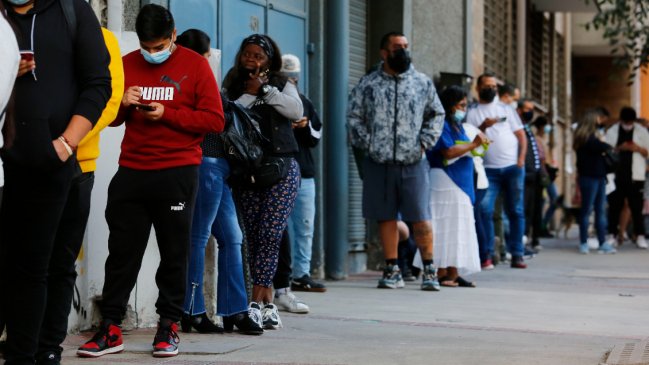 Cuatro comunas del país retroceden en el Plan Paso a Paso: No hay avances