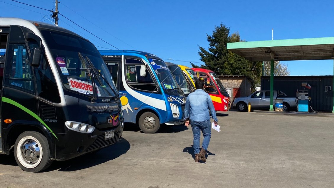 Delincuentes encañonaron a conductor de microbús e hirieron a pasajero tras asalto en Penco