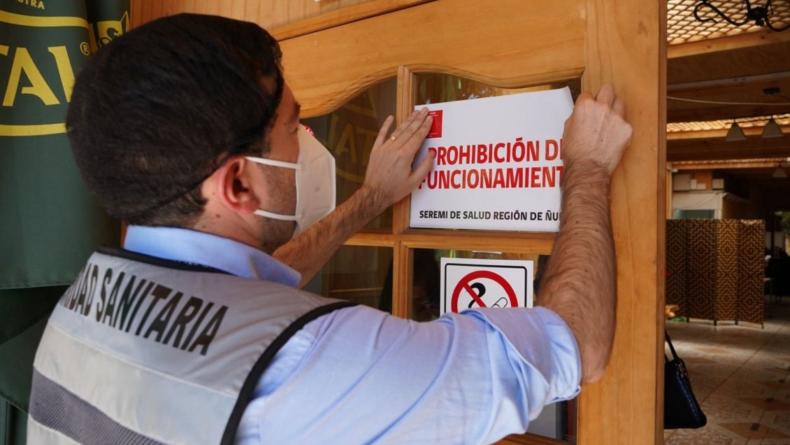 Por fecas de roedores: Prohíben funcionamiento a céntrico restorán 