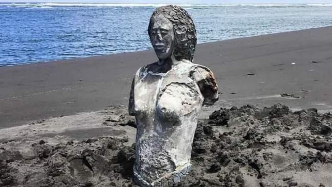 Escultura encontrada en playa de Iloca podría pertenecer al naufragio del Oriflama