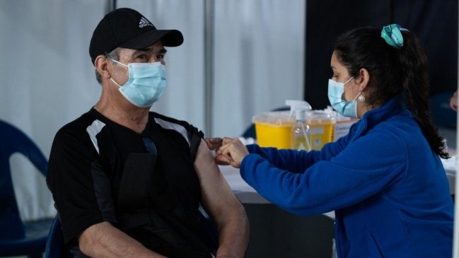 Servicio de Salud Ñuble y dirigentes comunitarios suman fuerzas en campaña contra el Covid-19