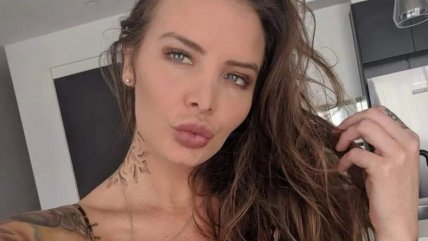 Actriz de OnlyFans tiene dos vaginas y es furor