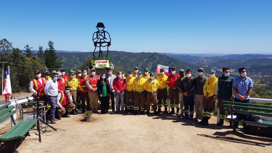 Conaf Maule rindió homenaje a brigadistas fallecidos a cinco años de trágico incendio forestal