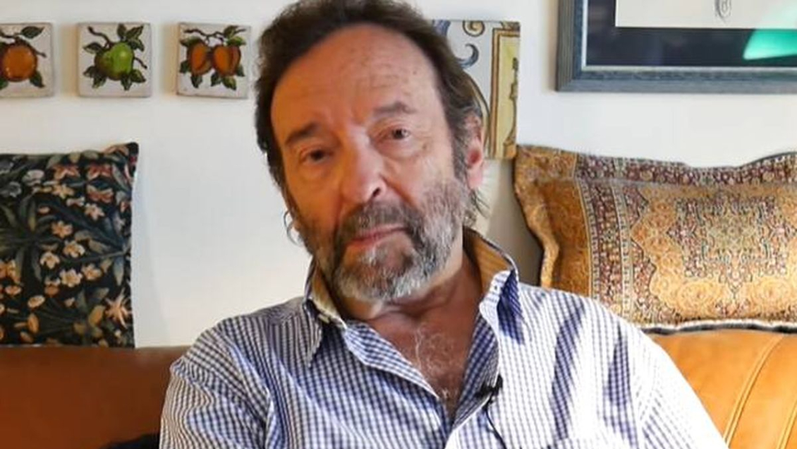 Fue ignorado: fotógrafo René Robert muere congelado en la calle