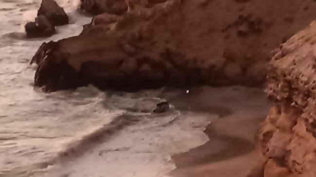 Desbarrancamiento de vehículo deja dos fallecidos en acantilado de la Portada de Antofagasta