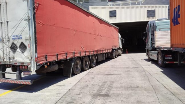 Aduaneros anuncian paro nacional tras flexibilización de controles Covid en el Paso Los Libertadores