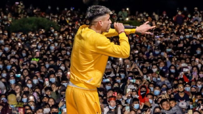 Constitución suspendió actividades masivas por avance del Covid-19