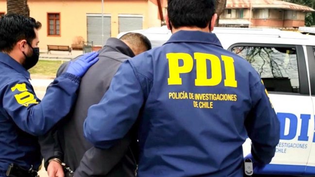 Chillán: PDI detuvo a dos ladrones tras persecución y choque