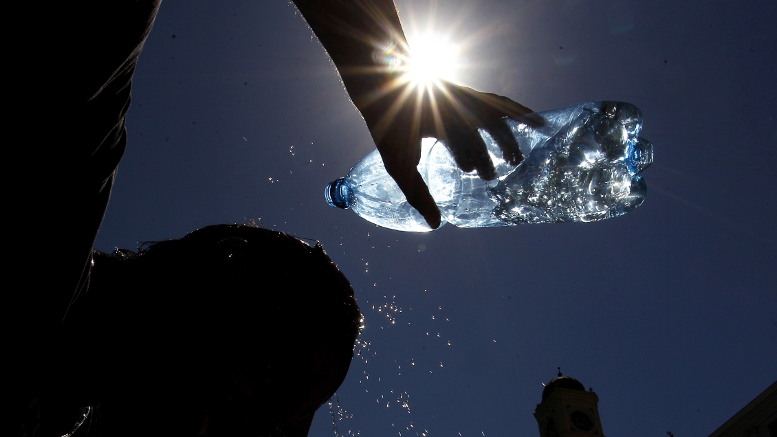 Especialistas llaman a la prevención ante ola de calor que espera máxima de 40 grados en Cauquenes