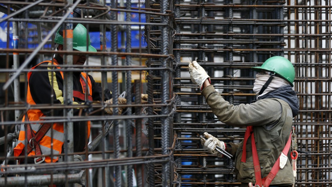 Expertos proyectan que la tasa de interés llegará al 7% en 2022