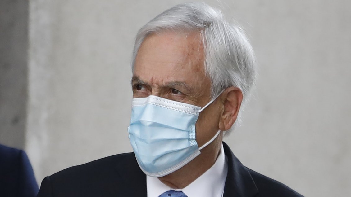 Gobernador: Piñera llamó a los venezolanos a venirse, y después criminalizó la migración