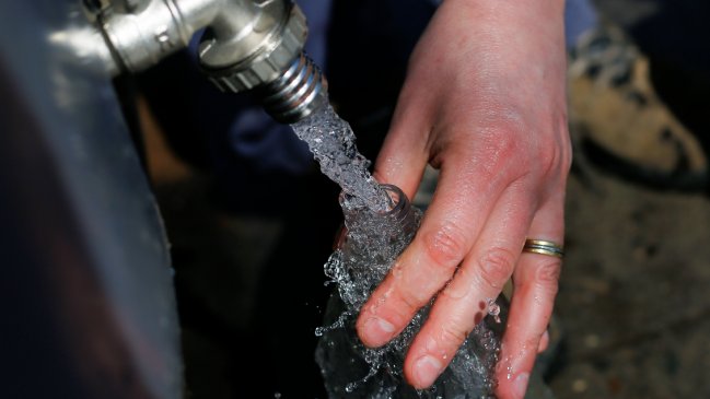 Gobernador de Valparaíso: En Chile se ha privilegiado el negocio del agua y no la vida de las comunidades
