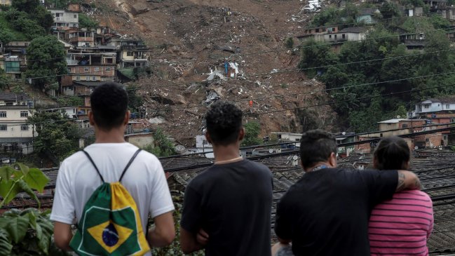 La catástrofe en la ciudad brasileña de Petrópolis deja ya más de 150 muertos