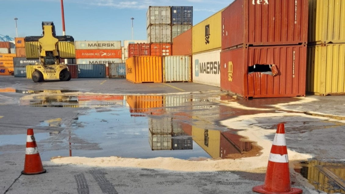Derrame de fertilizante provocó emergencia química en el puerto San Vicente de Talcahuano