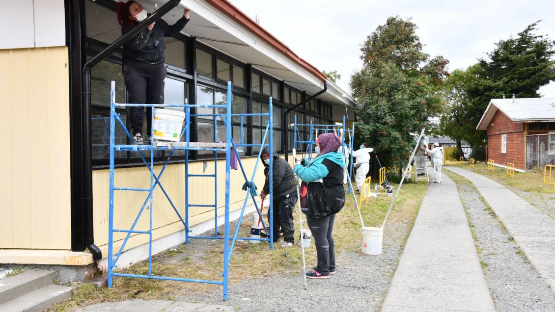 Punta Arenas: Con inversión de 1.270 millones mejoran 11 colegios municipales