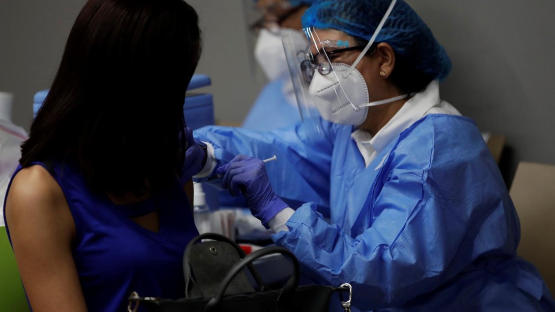 OPS: Las muertes por Covid en América disminuyen por primera vez en seis semanas